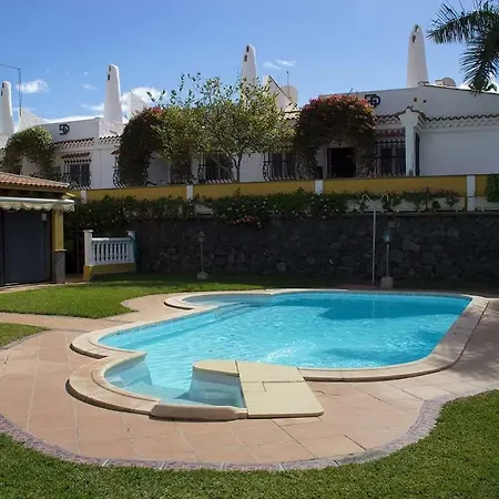 Private With Unique Access To Dunes Vila *