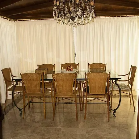 Private With Unique Access To Dunes Vila